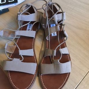 Steve Madden tie sandals
